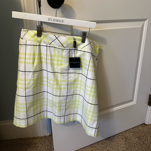 Burberry skirt -brand new never worn